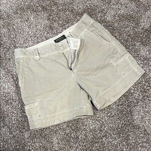 Good condition Eddie Bauer Women's Tan Shorts